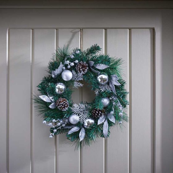 40cm Baubly Wreath Silver