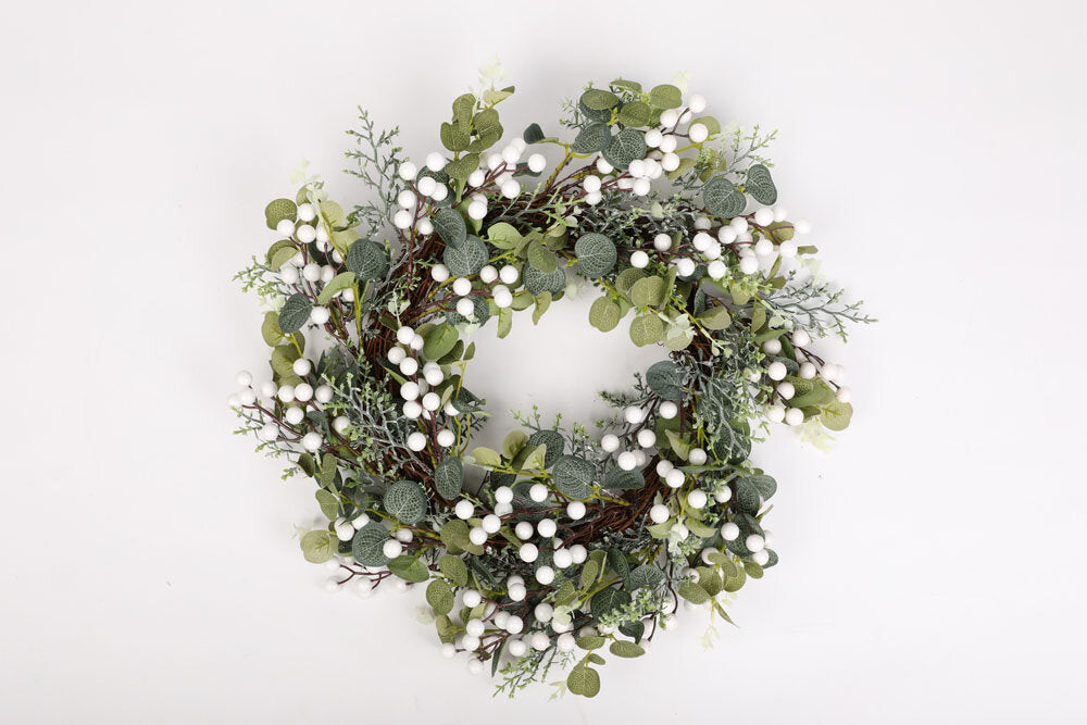 60cm Mistletoe Christmas Wreath